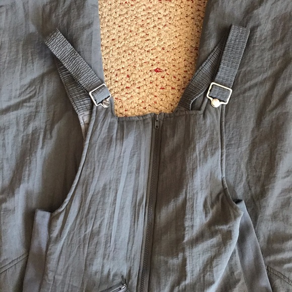 | Obermeyer | “Randy” tall snow bibs - Picture 2 of 8